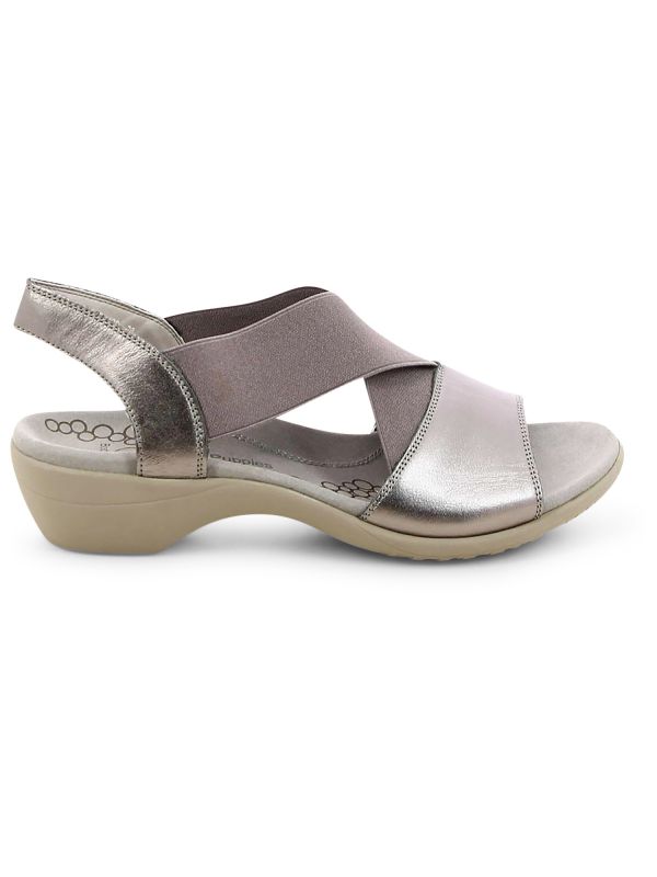 סנדלי נוחות מטאליים לנשים