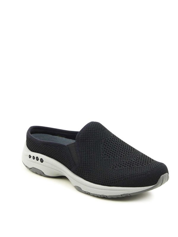 כפכפי נשים סגורים ספורטיביים