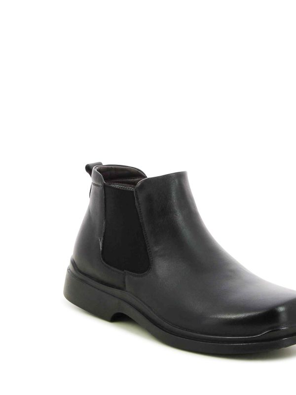 נעליי קז’ואל גבוהות