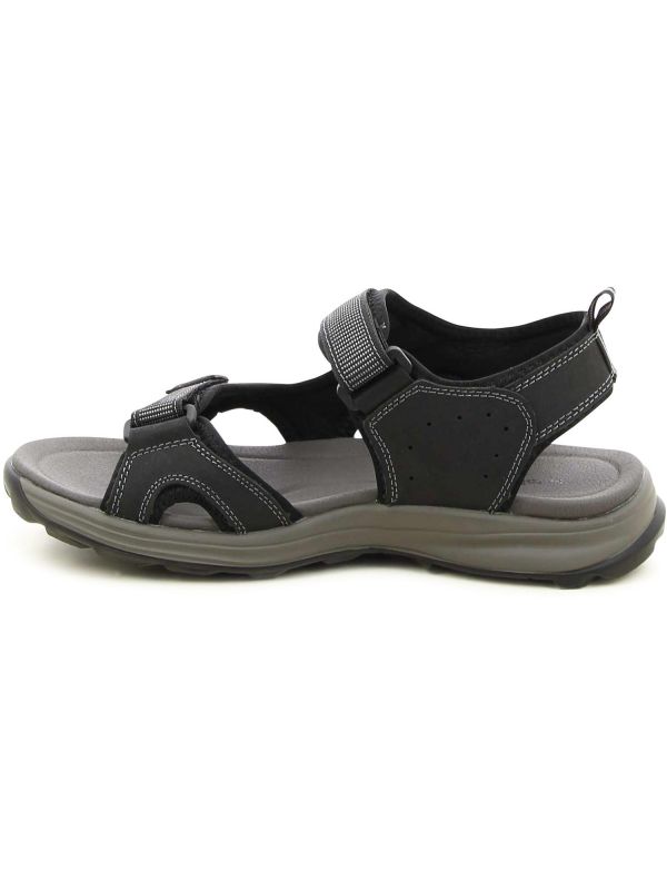 סנדלים קלאסיים לגברים