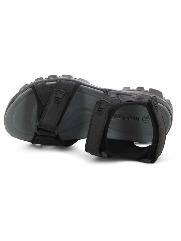 סנדלים מעוצבים עם סקוצ’ים