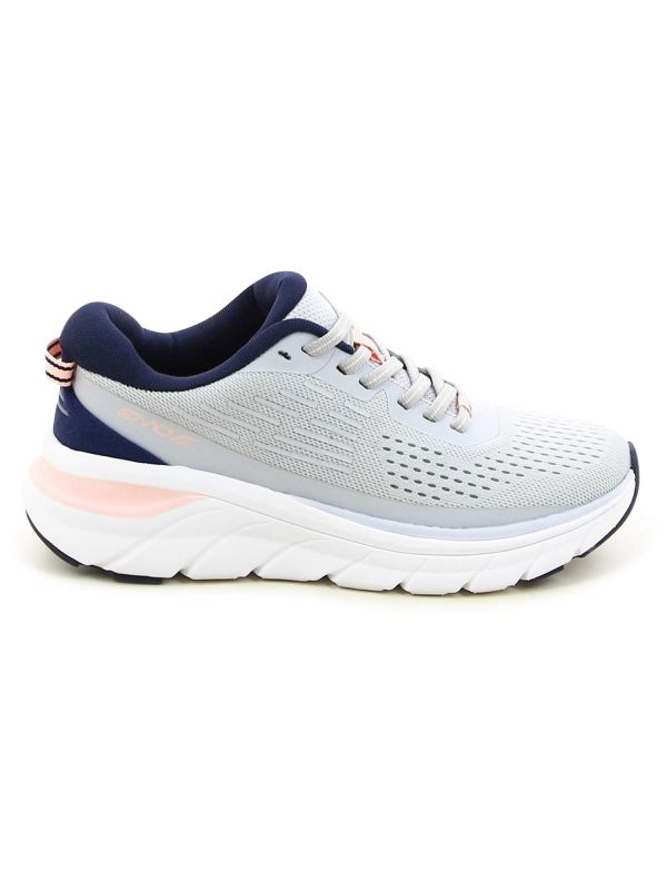 נעלי ג’וגינג לנשים עם סוליה מוגבהת