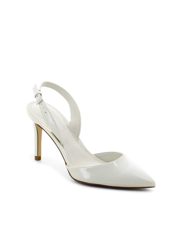 נעלי סירה קלאסיות עם עקב גבוה