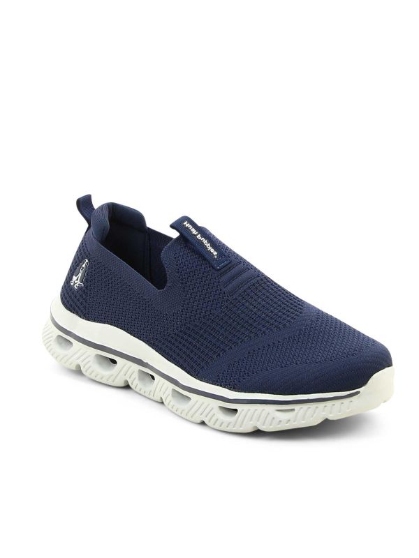 נעלי סליפ און עם סולייה מחוררת