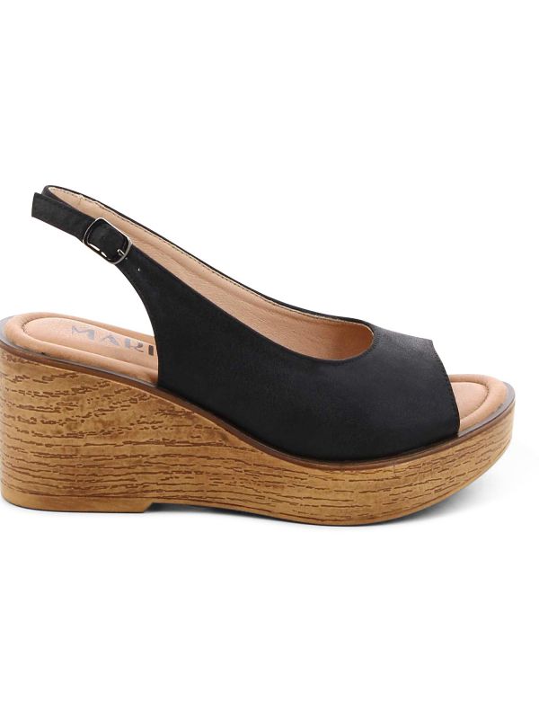 סנדלי פלטפורמה מעוצבים לנשים