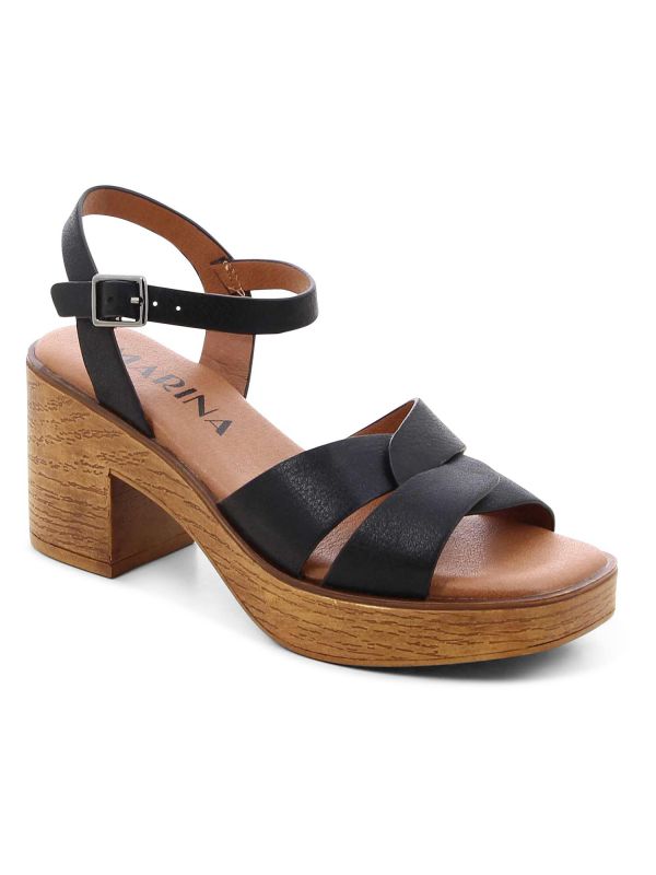 סנדלי עקב עם רצועות מעוצבות