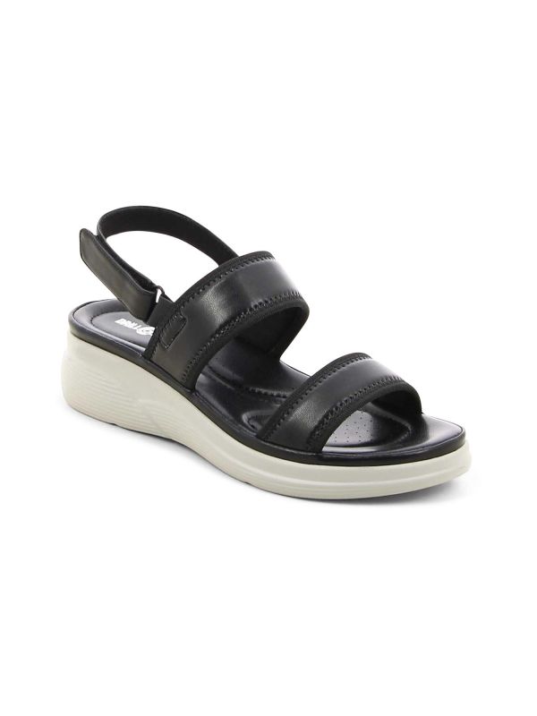 סנדלי נשים ספורטיביים עם פסים