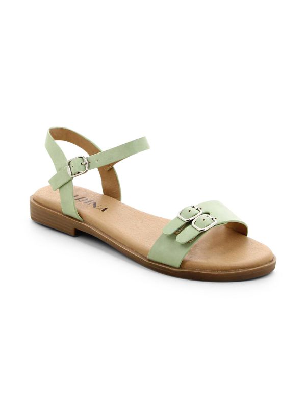 סנדלים שטוחים עם אבזמים