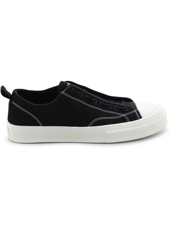 נעלי סניקרס טרנדיות Hush Puppies