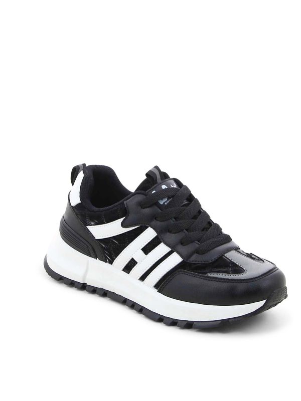 סניקרס מעוצבות