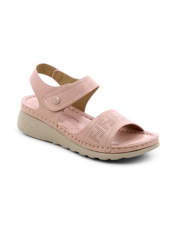 סנדלים אופנתיים