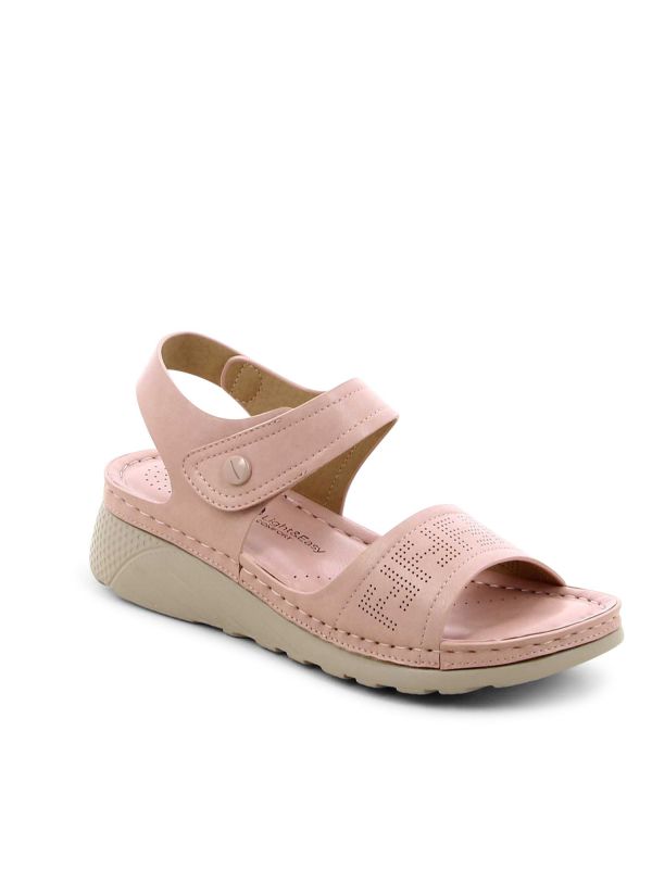 סנדלים אופנתיים