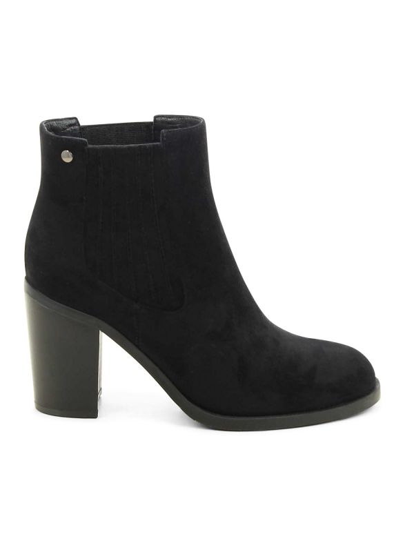 מגפוני עקב מעוצבים