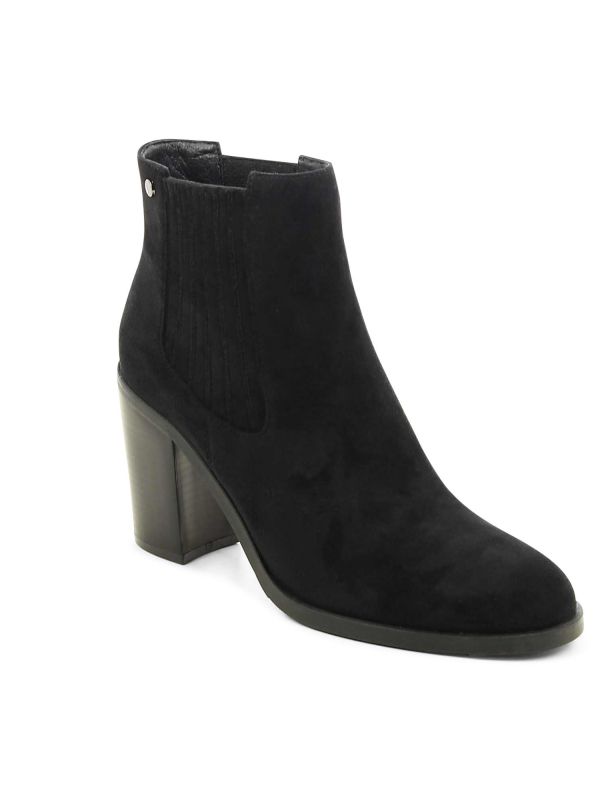 מגפוני עקב מעוצבים