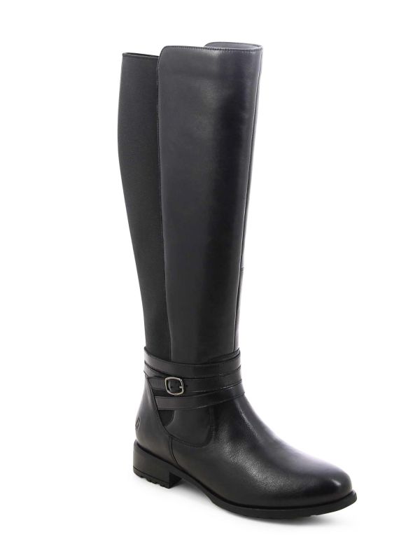 מגפיים עם רצועות צמודות