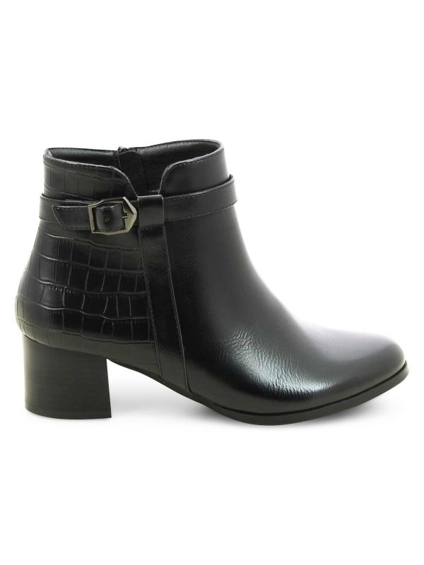 מגפוני עקב עם רצועות