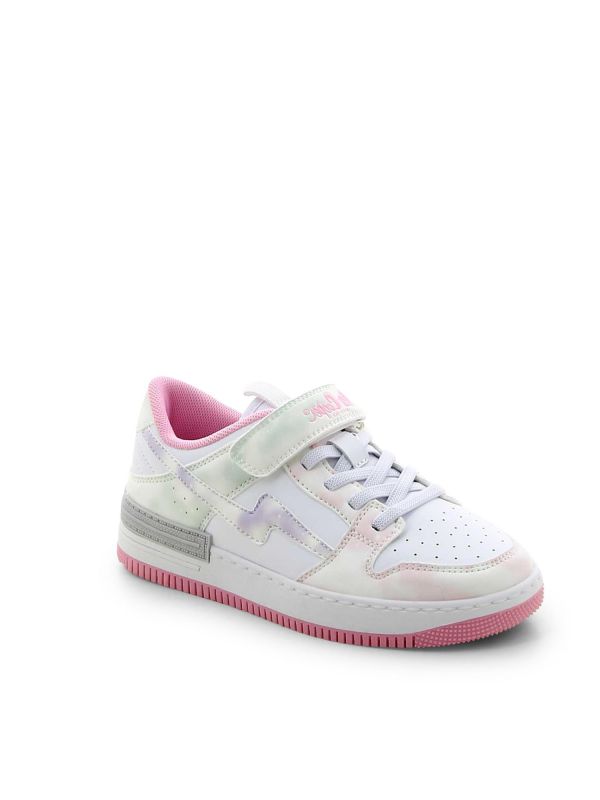 נעלי ספורט אופנתיות