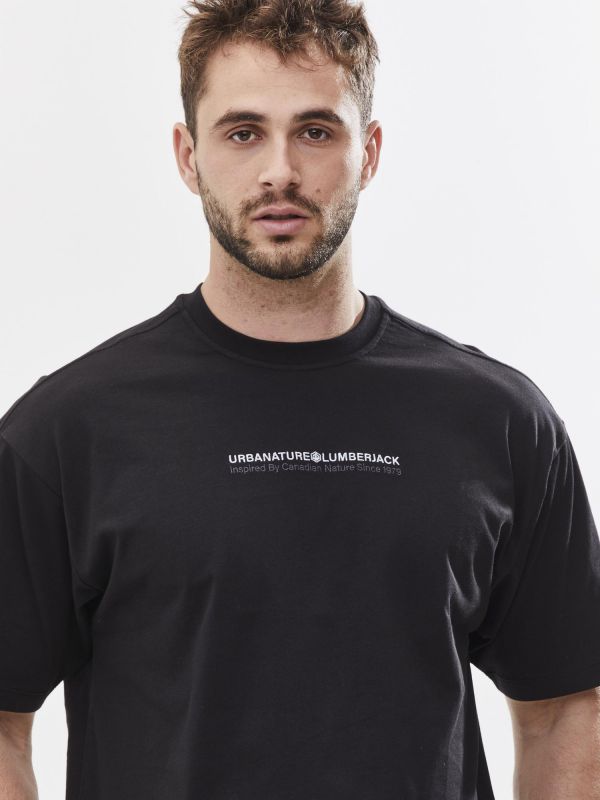 טי שירט עם הדפס בגב לגברים