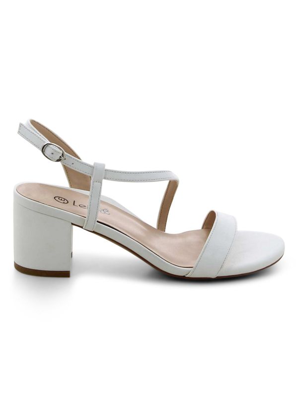 סנדלי עקב עם רצועה אלכסונית לנשים