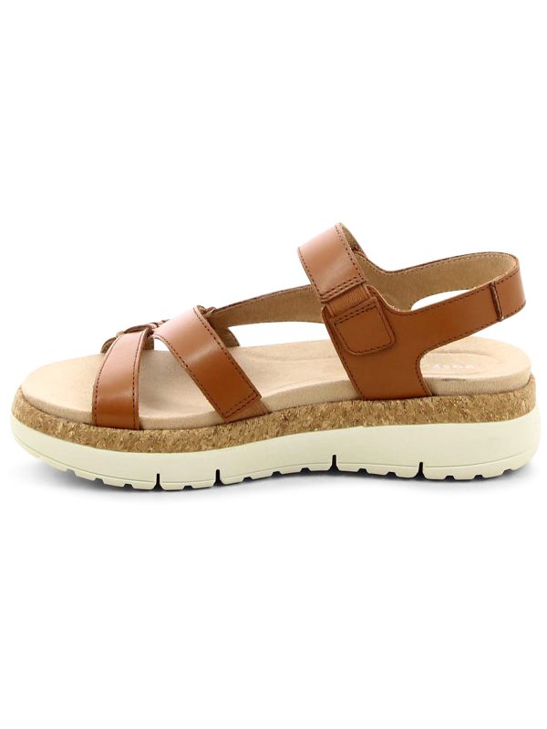 סנדלי נשים עם סוליית שכבות