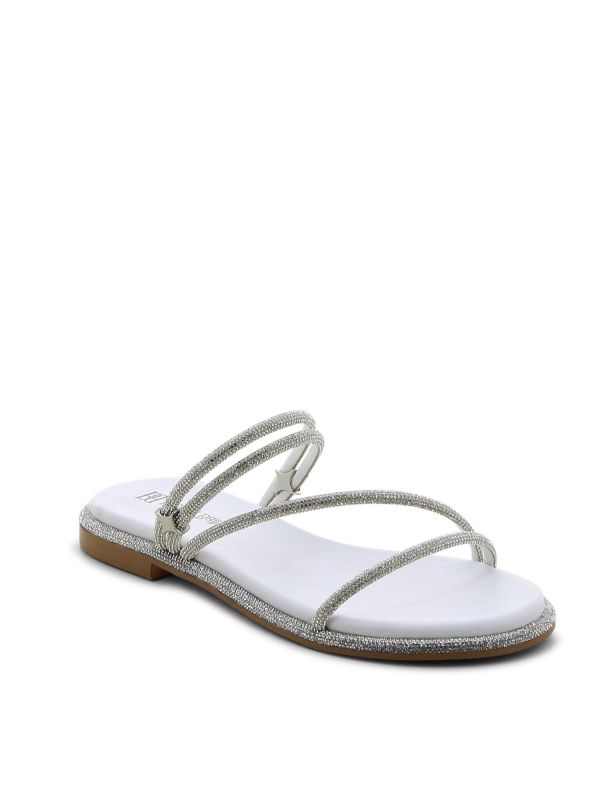 כפכפי רצועות דקות מנצנצות לנשים