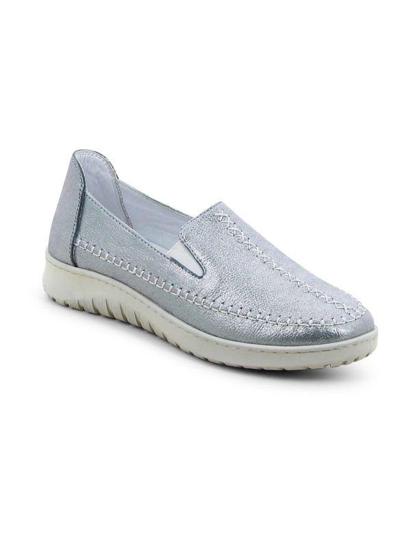 נעלי לואפרס מטאליות לנשים