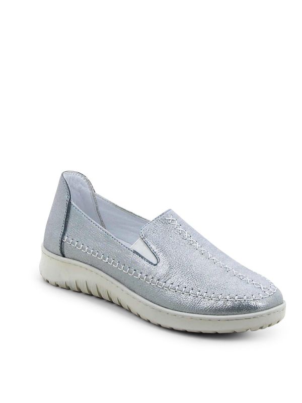 נעלי לואפרס מטאליות לנשים