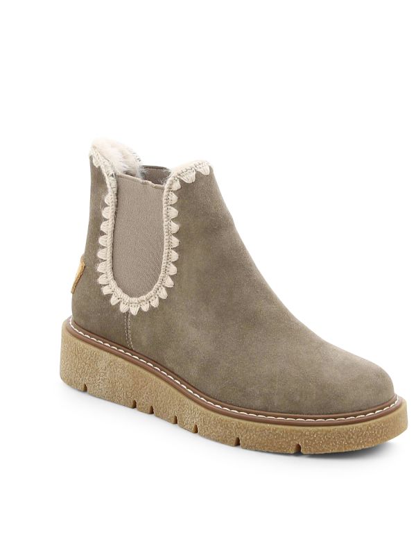 מגפוני צ’לסי עם רקמה