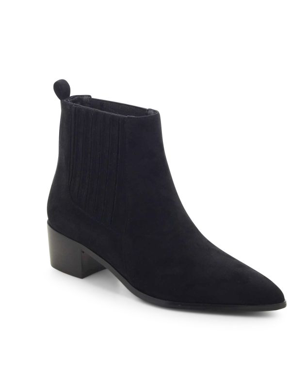 מגפוני שפיץ נמוכים לנשים