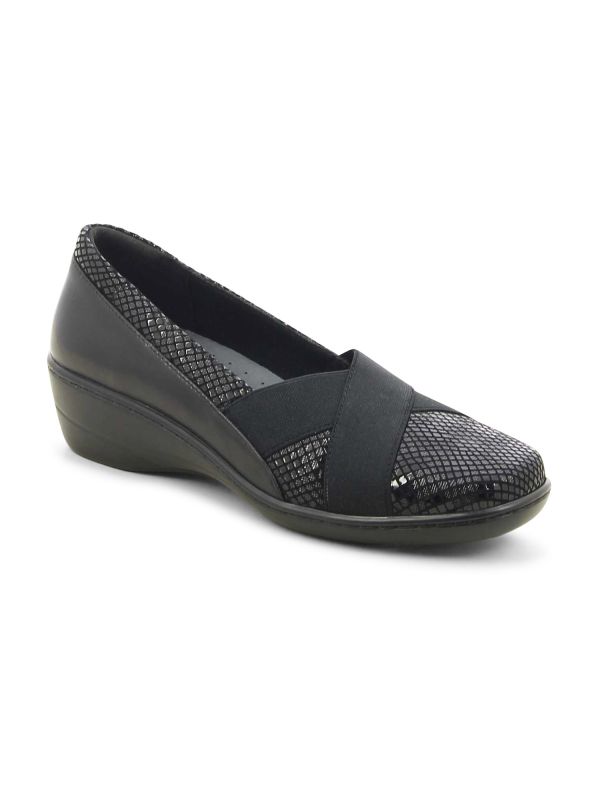 נעלי נוחות לנשים בגזרת סירה