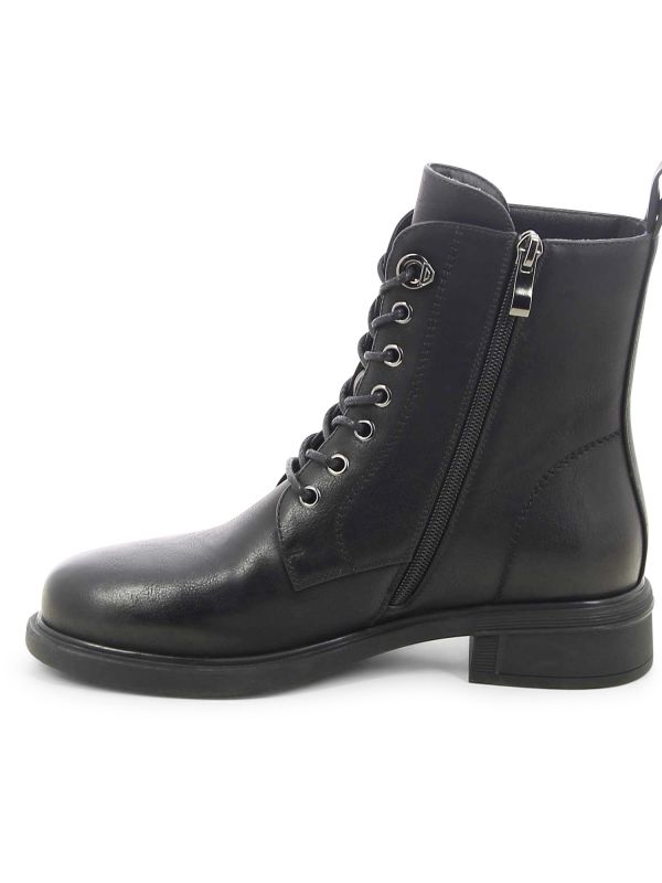 מגפוני נשים עם שרוכים