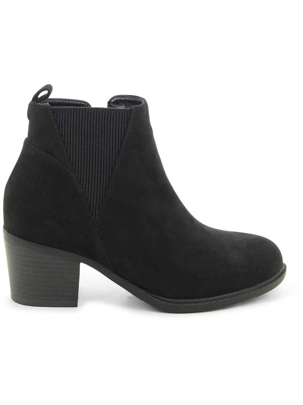 מגפוני צ’לסי עם עקב לנשים