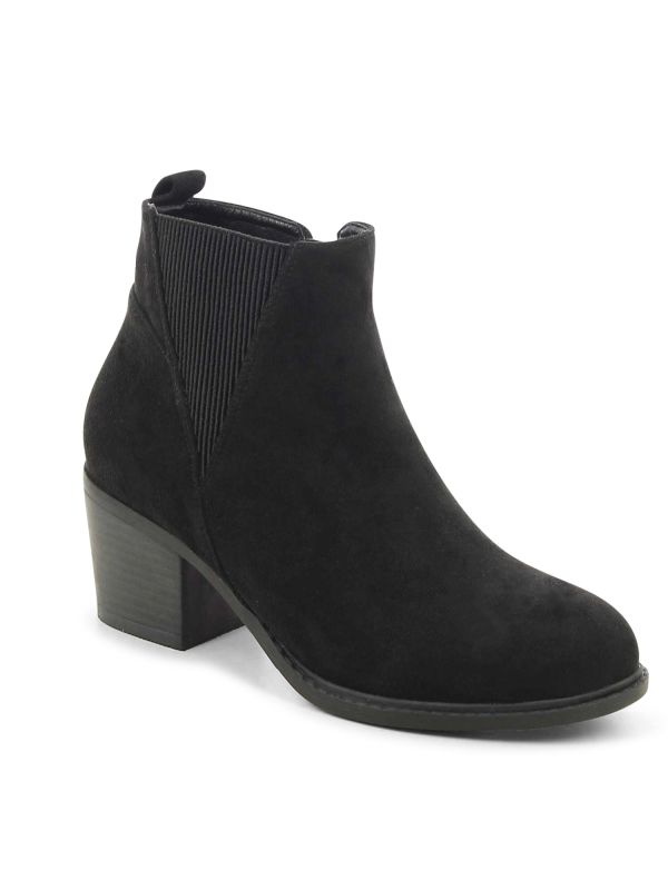 מגפוני צ’לסי עם עקב לנשים