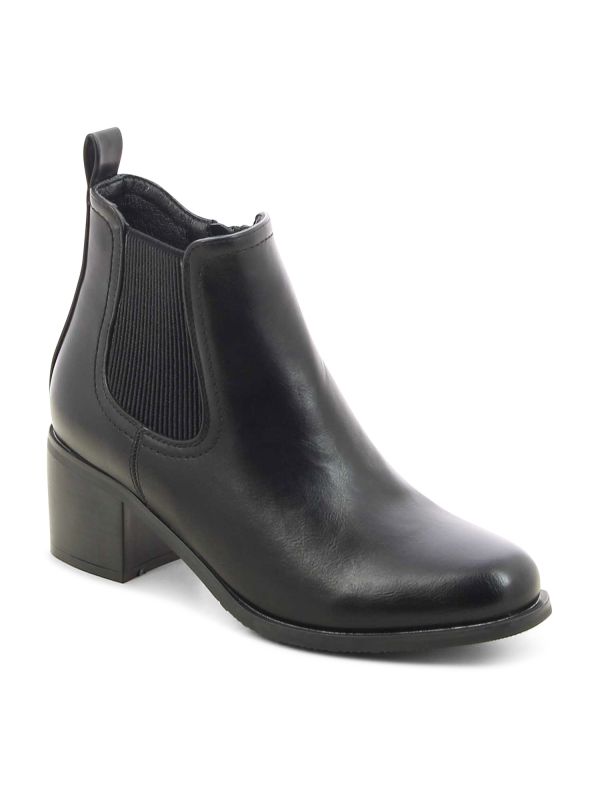 מגפוני צ’לסי עם עקב לנשים