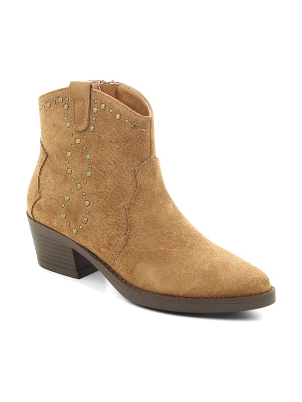 מגפוני בוקרים עם ניטים לנשים