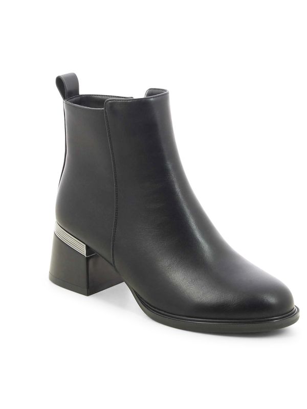 מגפונים קלאסים עם עקב מתוכשט לנשים