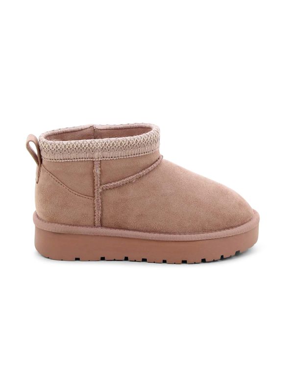 מגפונים לילדות עם דוגמא