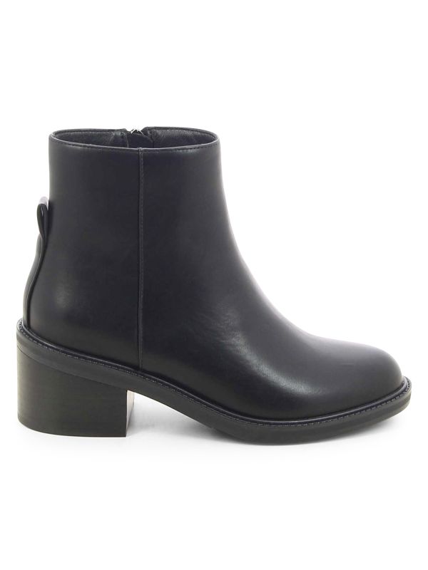 מגפונים קלאסיים לנשים עם עקב מרובע