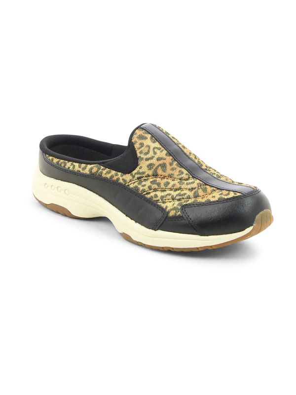 כפכפי נוחות ספורטיביים בדוגמה מנומרת לנשים