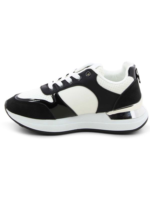 נעלי סניקרס שחור לבן לנשים