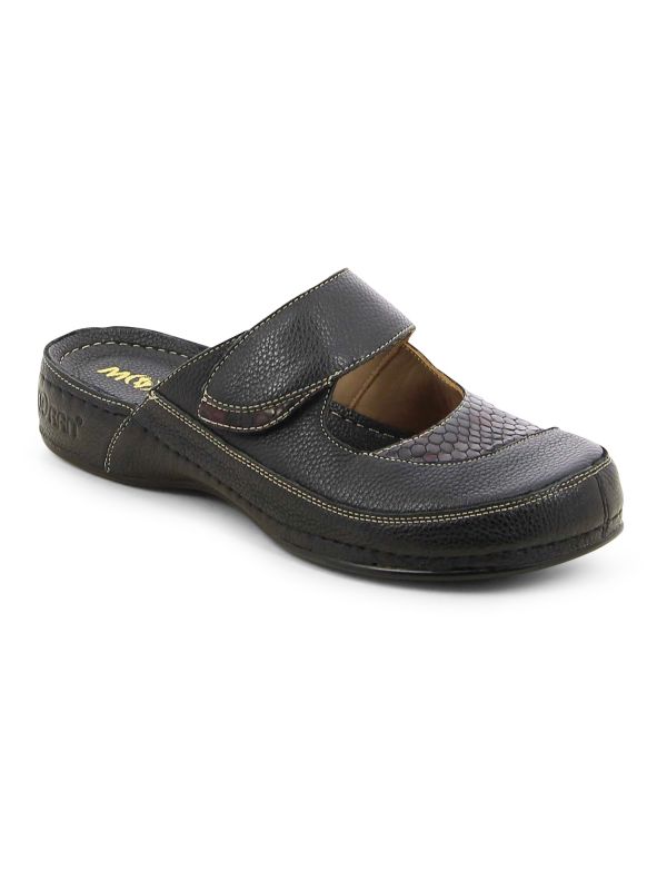 כפכפי נוחות סגורים עם רצועה לנשים