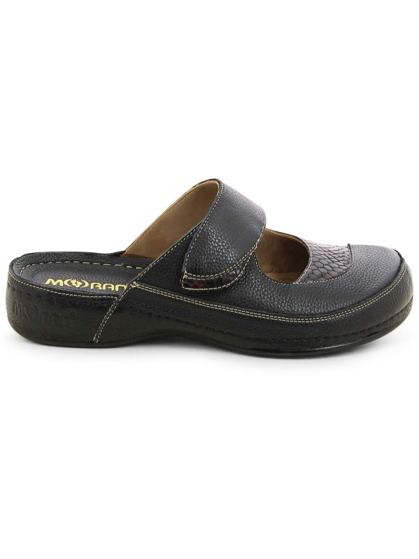 כפכפי נוחות סגורים עם רצועה לנשים