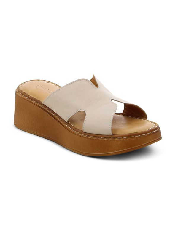 כפכפים עם עקב רוקי לנשים