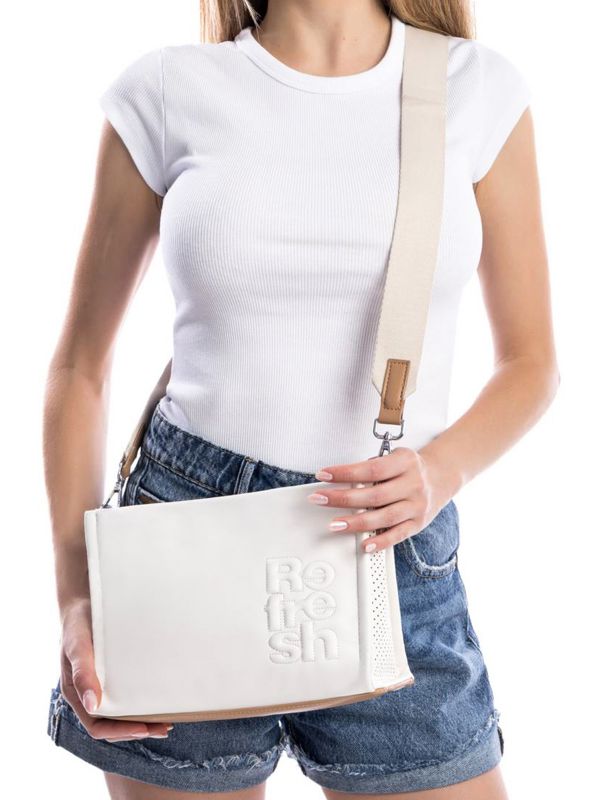 תיק צד עם כיתוב תלת ממדי לנשים