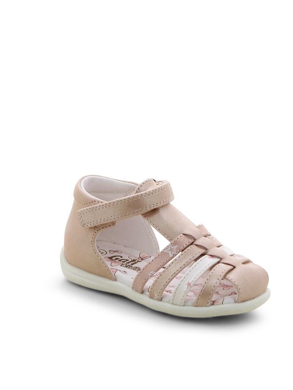 סנדלים פעוטות קלועים דוגמת כוכבים