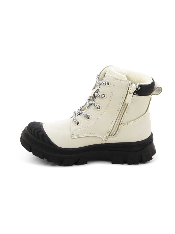 מגפיים צבאיות בשני צבעים