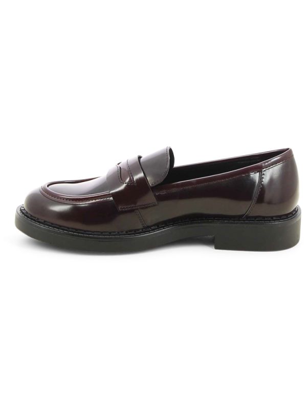 נעלי מוקסין קלאסיות לנשים