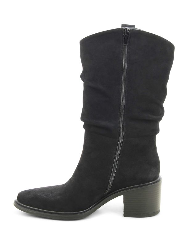 מגפוני בוקרים לנשים