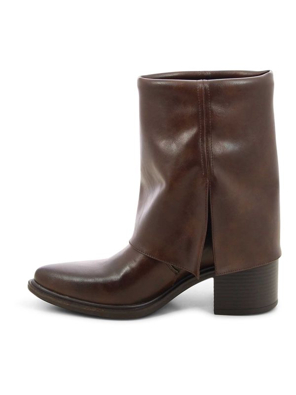 מגפי עקב אלגנטיות עם קפל