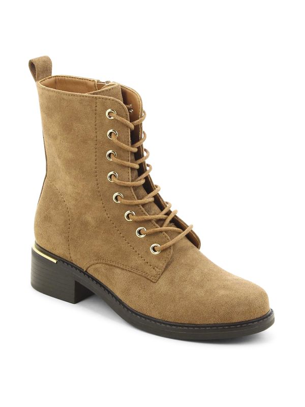 מגפונים עם שרוכים ועקב נמוך